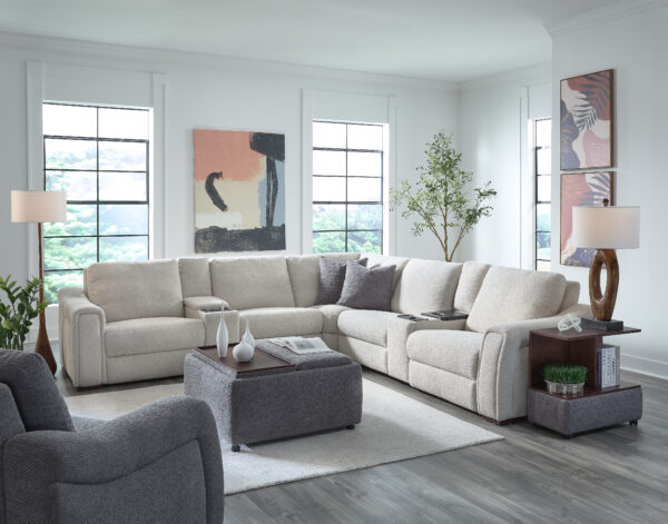 Avondale Reclining Sectional