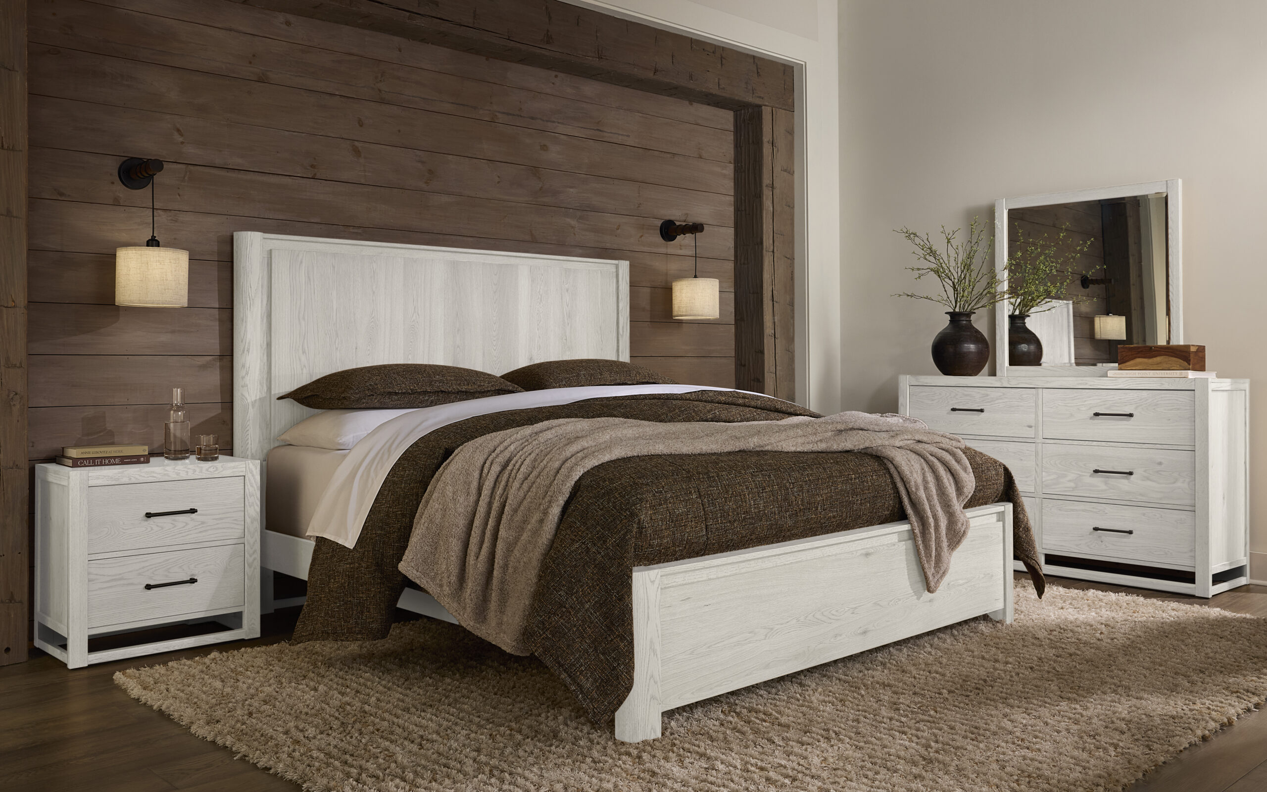 Lodge & Loft Bedroom - Image 3